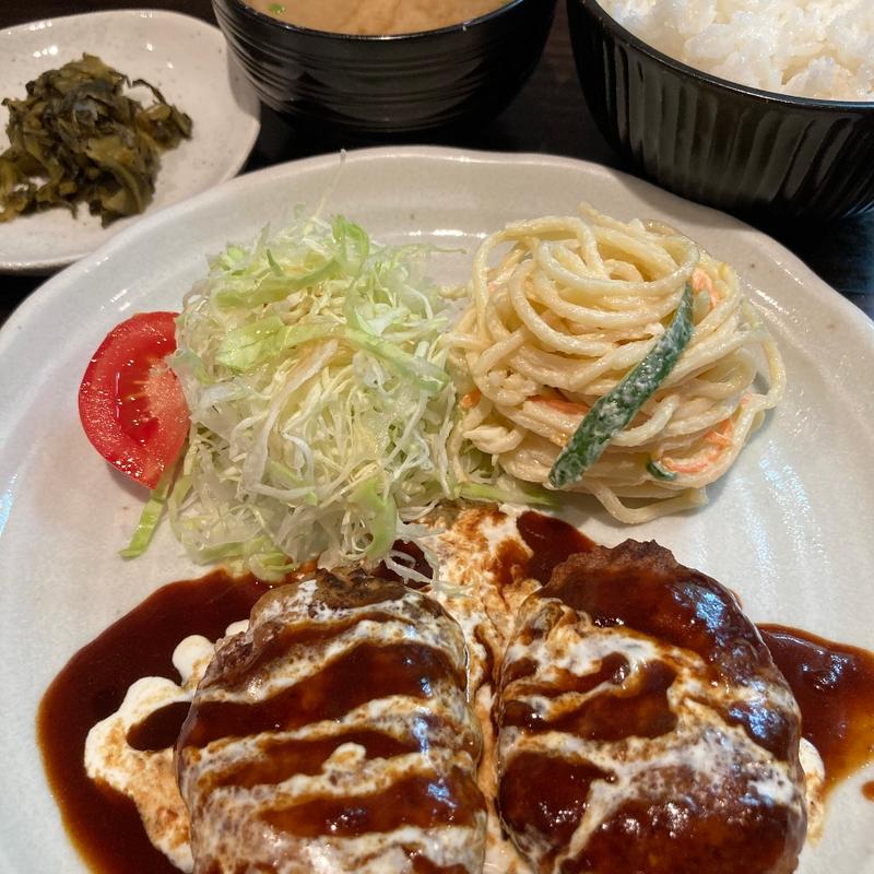 煮込みハンバーグ定食(喫茶 寿々)