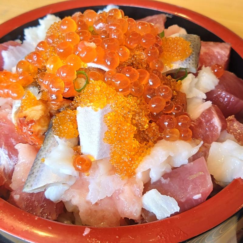 ぎょうさん丼(HAKOYA（はこや） 函館空港店)