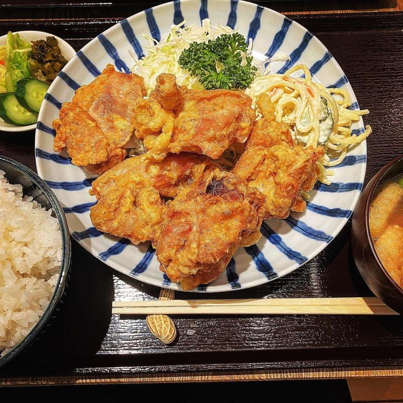 若鶏唐揚げ定食(菱田屋)