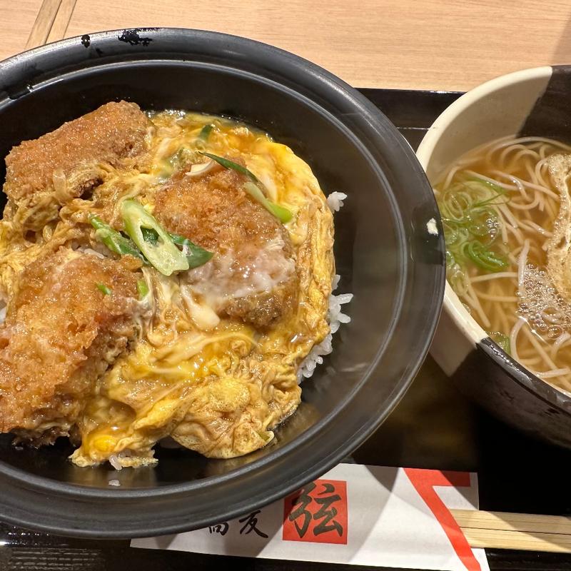 ひれかつ丼セット(蕎麦居酒屋 弦 ホワイティうめだ店)