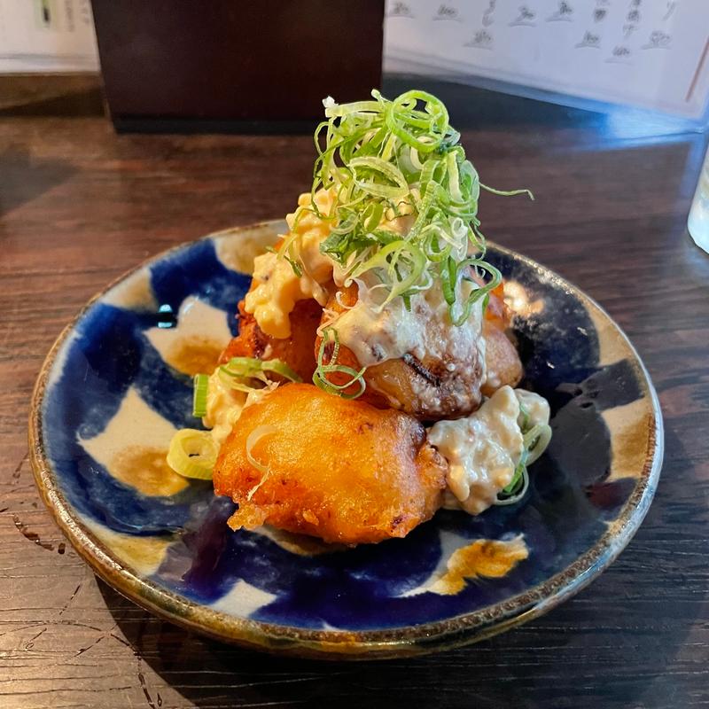 塩麹漬けとり天塩タルタルのせ(ニコノスタンド)