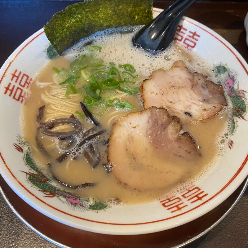 とんこつ（博多）ラーメン(博多らーめん しん)
