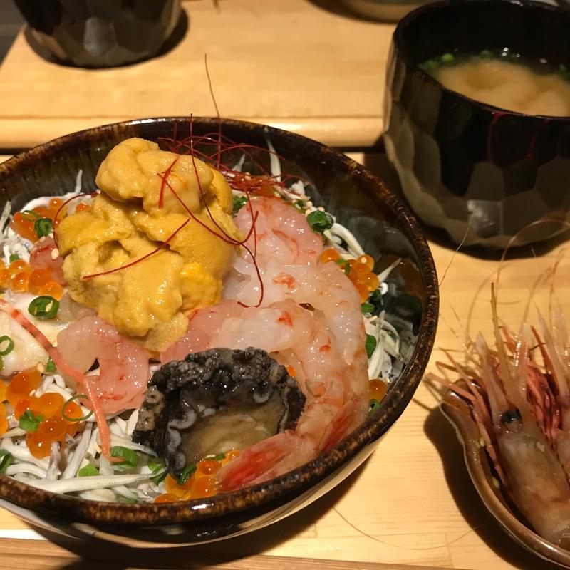 海鮮前浜丼【小女子】(田村 岩太郎商店 （たむら がんたろうしょうてん）)