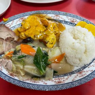 中華ランチ(玉泉亭 横浜ポルタ店 （ギョクセンテイ）)
