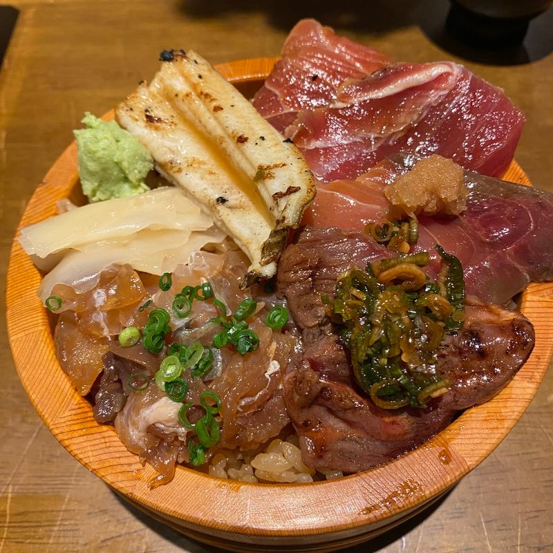 おまかせ炙り丼(焼うおいし川名古屋店)