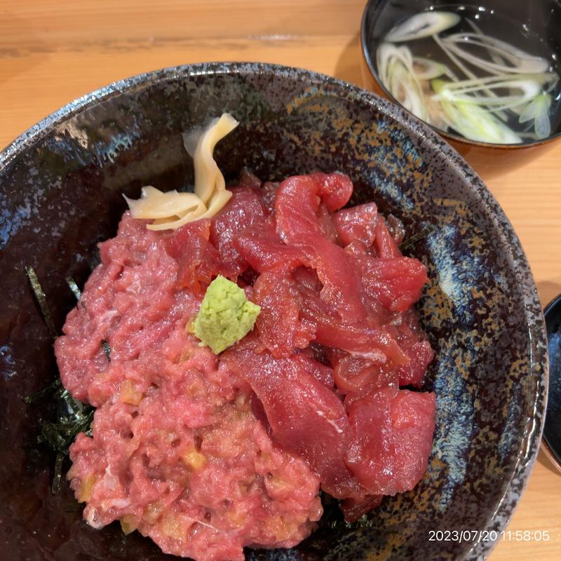 中落ち丼(鮨 喜楽)