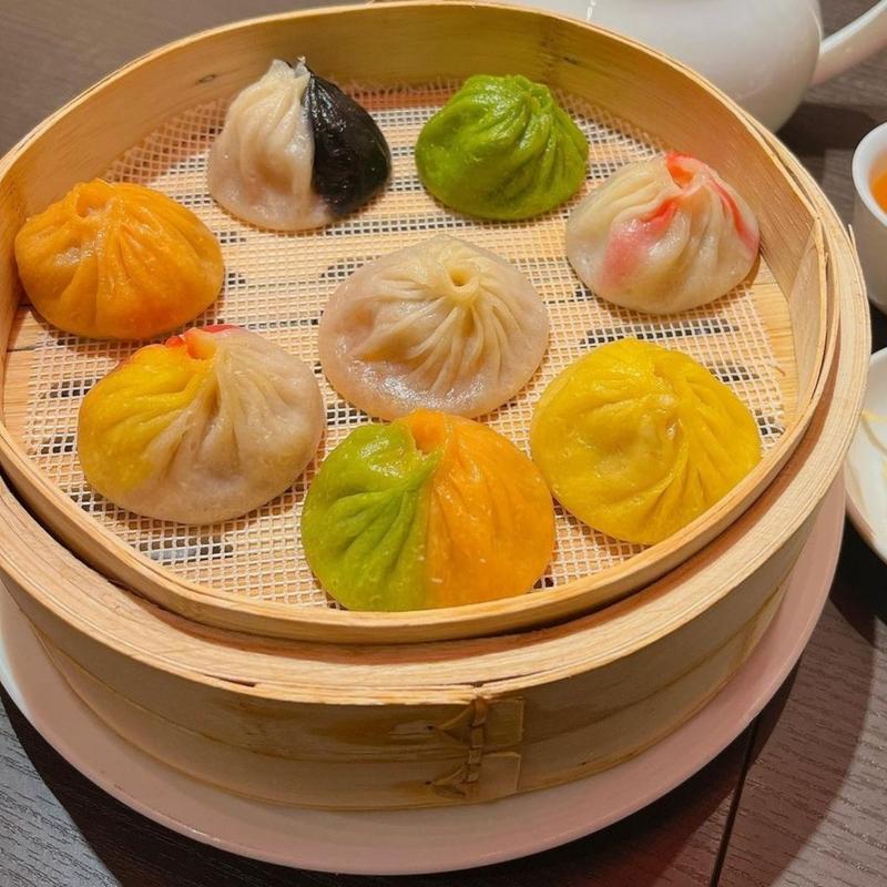 小籠包盛り合わせ(8色)(茶薫小籠包飯店 池袋パルコ店)