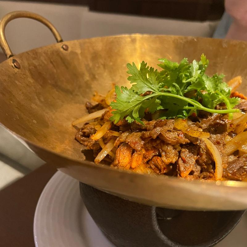 同源羊肉のクミン炒め(同源楼)