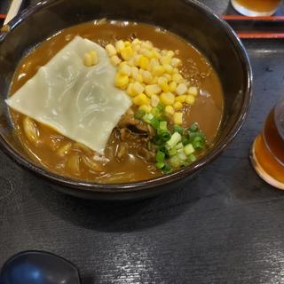チーズ入り牛カレーうどん(手打ちうどん　こんぴら茶屋)