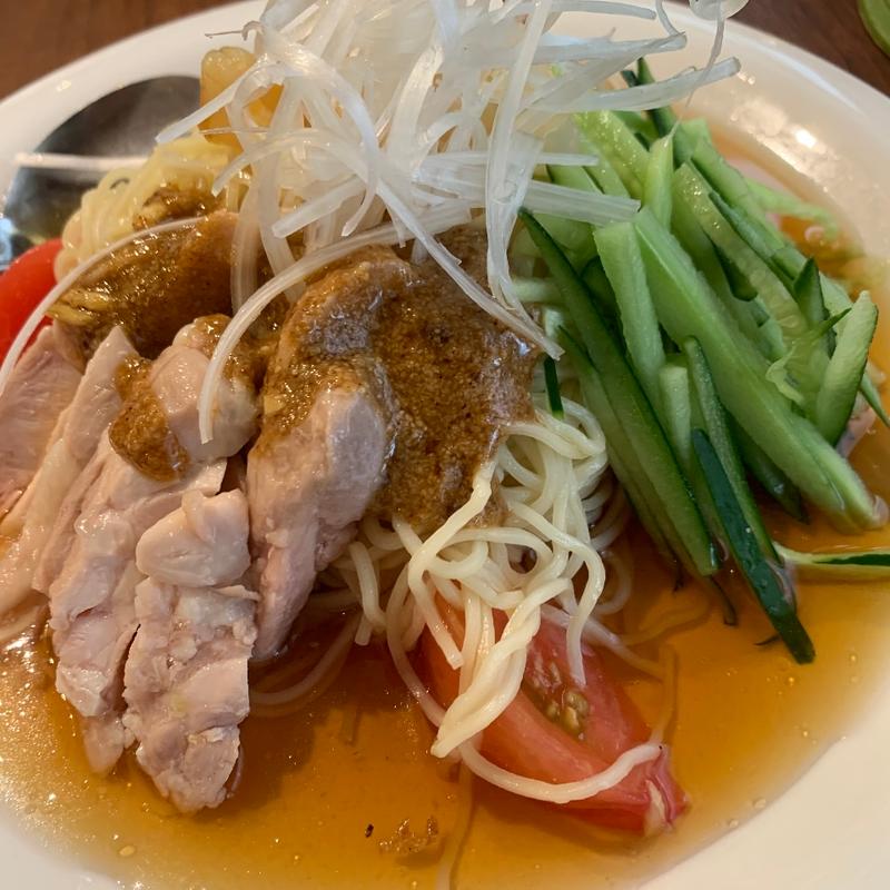 冷やし中華　ゴマ(中国家庭料理 MAO)