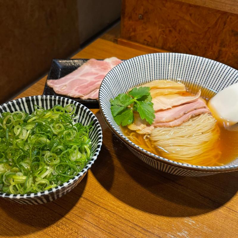 冷やし煮干しそば　チャーシュー増し　九条ネギ丼(寿製麺 よしかわ 川越店)