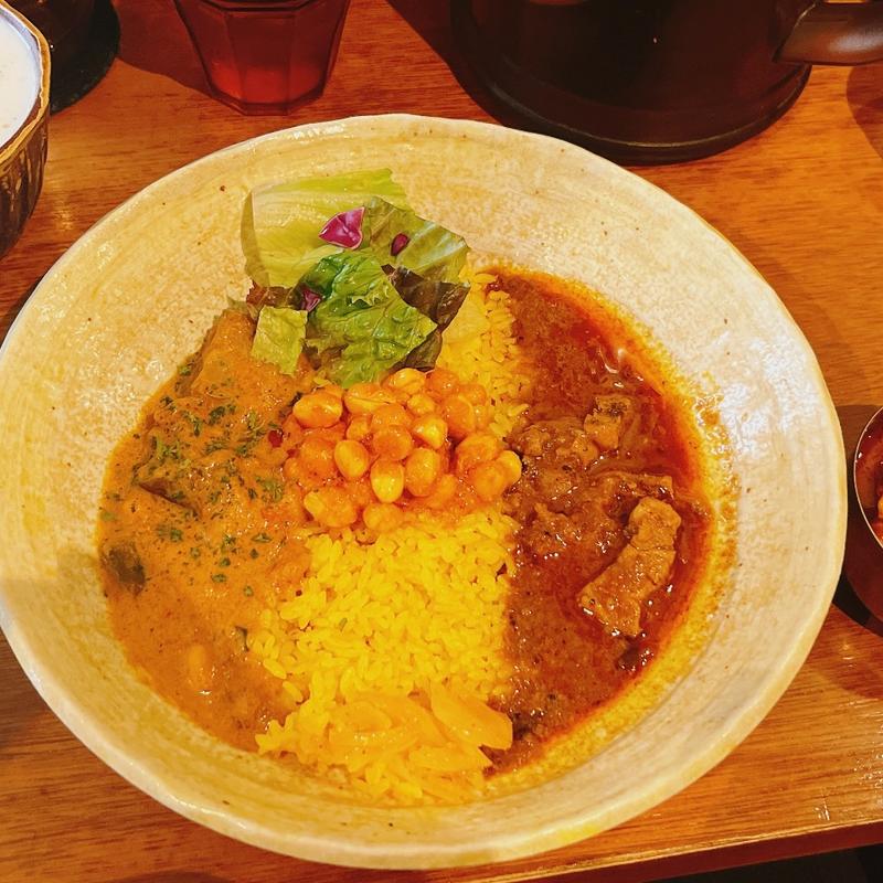 選べる2種カレー(SPICY CURRY 魯珈 （スパイシーカレー ろか）)