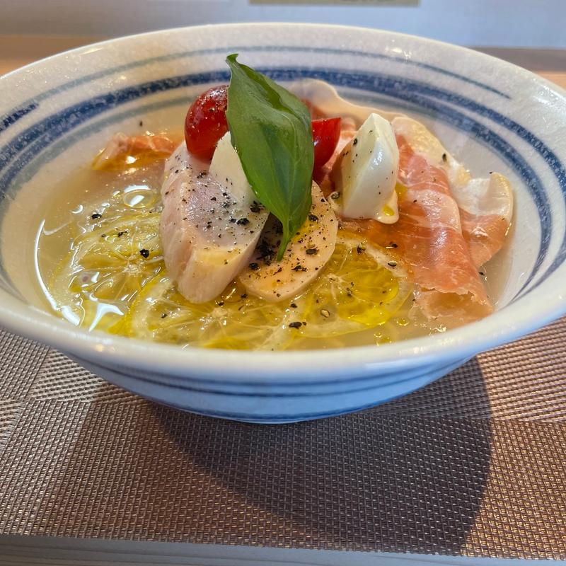 冷やし　鶏とレモン　ver2023(麺屋 い志だ)