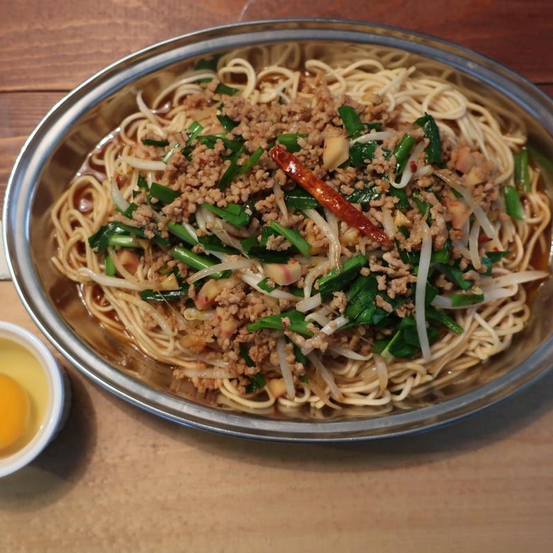 まぜそば(生卵付)(レニー食堂)