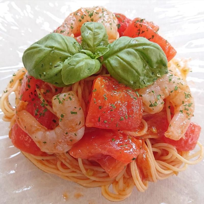 エビとトマトの冷たいパスタ(ラクレット×ラクレット)