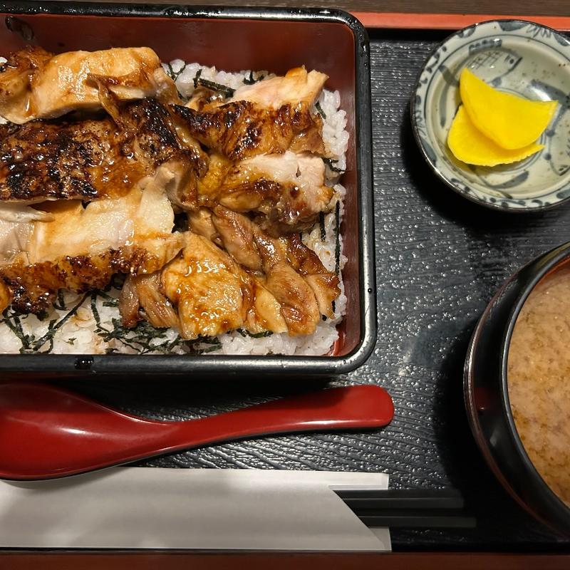 鶏の照焼重(酒肴かず葉 )