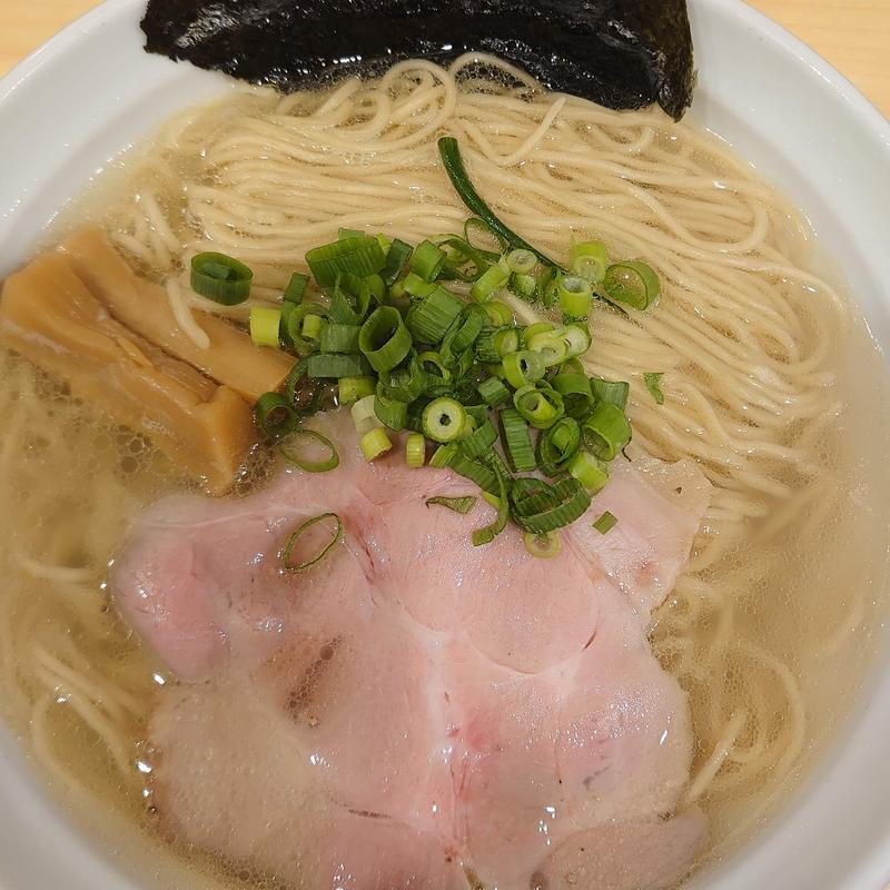 淡麗鶏そば（塩）(淳之助製麺所)