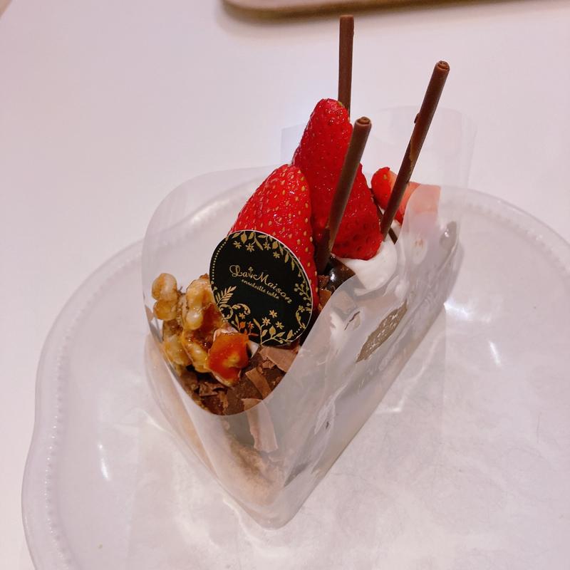 いちごと生チョコレートのタルト(ラ・メゾン アンソレイユターブル アトレマルヒロ店)