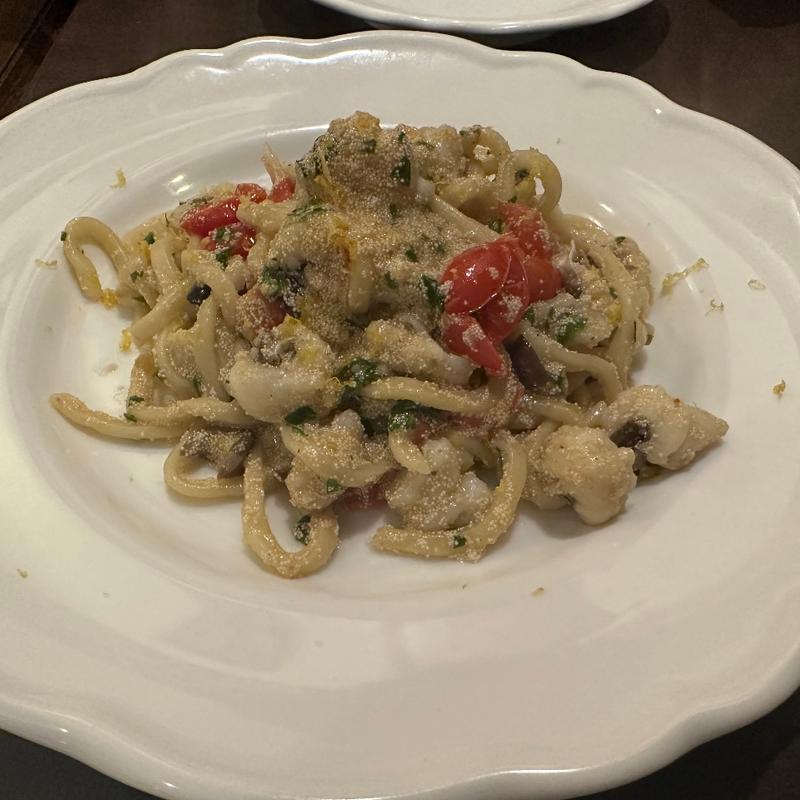 淡路産ハモ、ハモ卵、ミニトマト、オリーブの手打ちピチ レモン風味(トラットリア ダ ゴイーノ （TRATTORIA Da GOINO）)