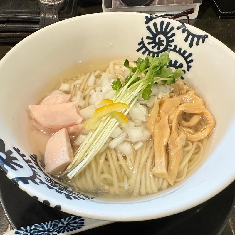 冷製鶏塩そば(特級鶏蕎麦龍介もてぎ)