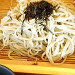 鱧と京野菜の天盛りと青じそそば(天丼はま田 横浜丸山台店)