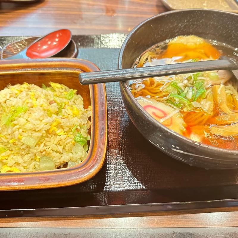 レタスチャーハンセット(五味八珍 菊川店 （ゴミハッチン）)