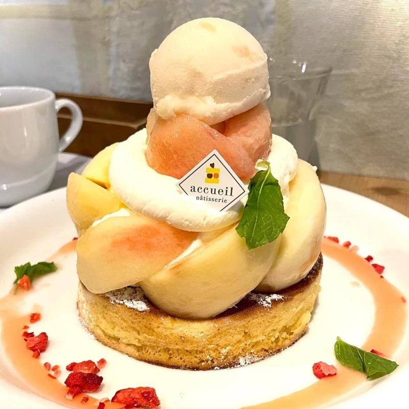 桃とアールグレイのパンケーキ(カフェ アクイーユ 恵比寿)