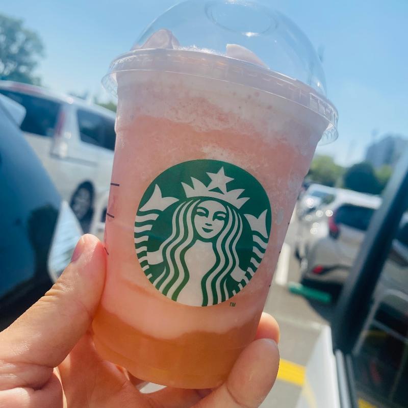 GABURI ピーチフラペチーノ(スターバックス コーヒー イオンモールナゴヤドーム前フードコート店)