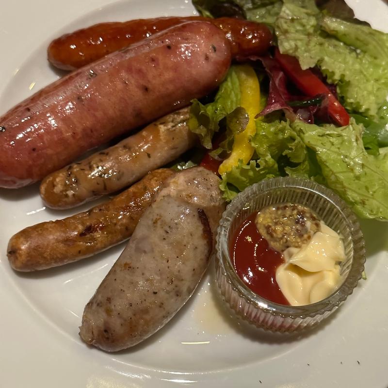 ソーセージ盛り合わせ(心斎橋イタリアンレストラン ルサンク)