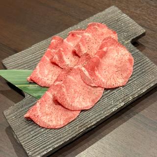(近江牛焼肉・すき焼き専門店 万葉まえだ亭 堺筋本町)