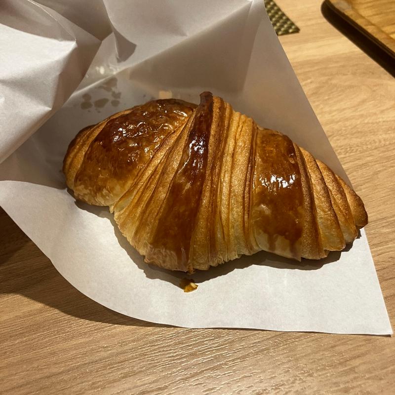 クロワッサン(IENA)