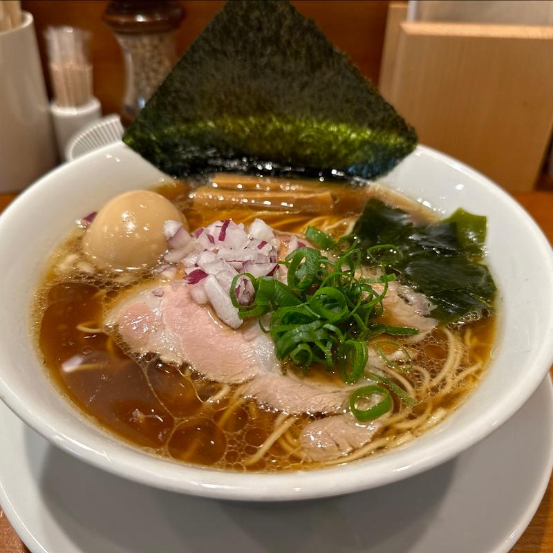 中華そば（味玉つき）(伍年食堂)