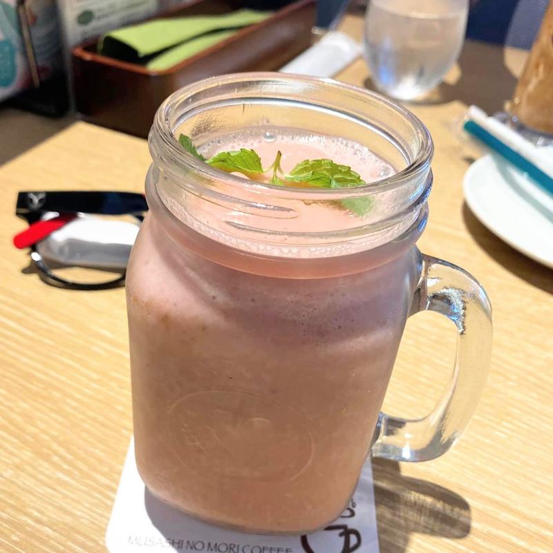 いちごバナナスムージー(武蔵野珈琲店)