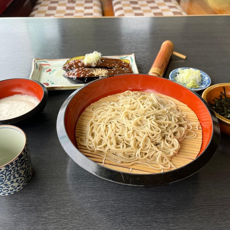 とろろ蕎麦(登美 本店 （とみ）)