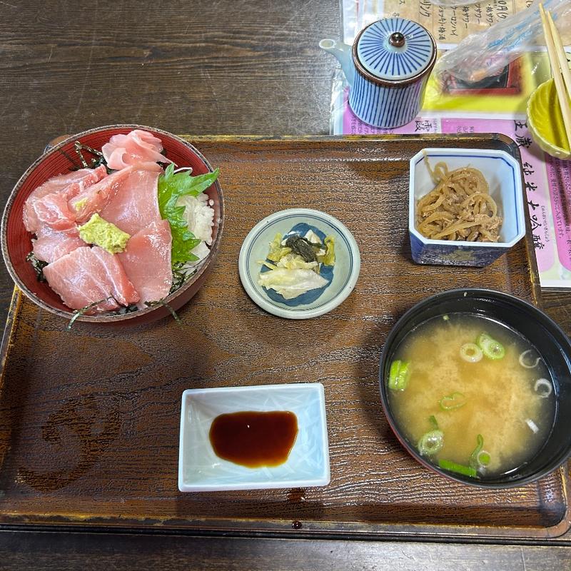 生本まぐろ鉄火丼(あかま味どころ)