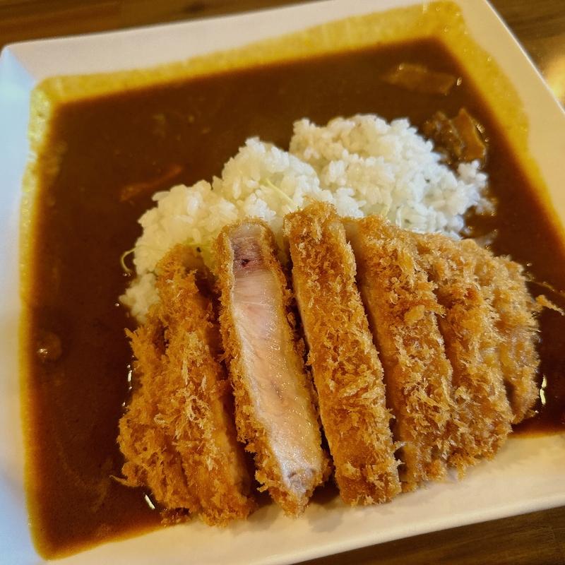 カツカレー(とんかつ大倉)