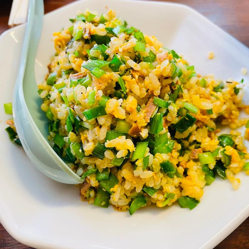 ニラチャーハン(ラーメン勝ちゃん)