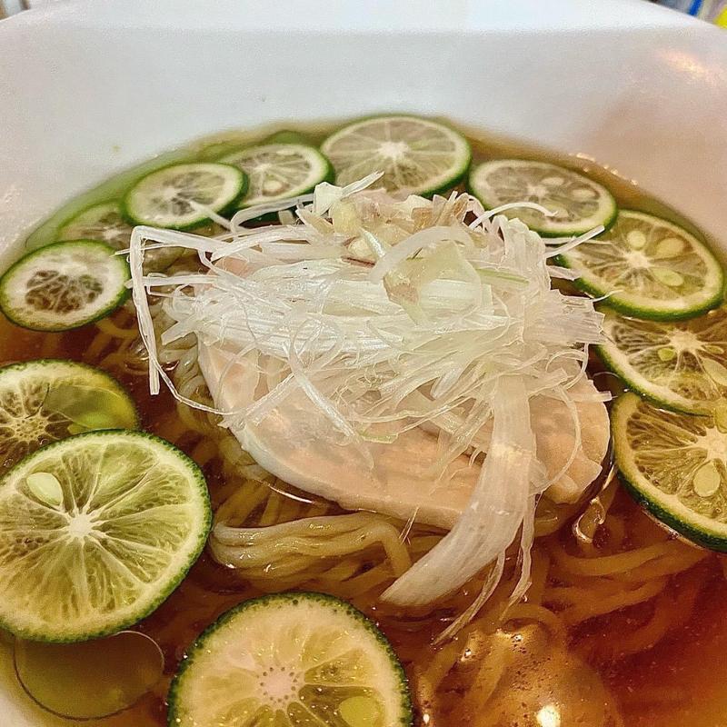 すだち薫る吟醸冷やし醤油らーめん(まんねん 本店 )