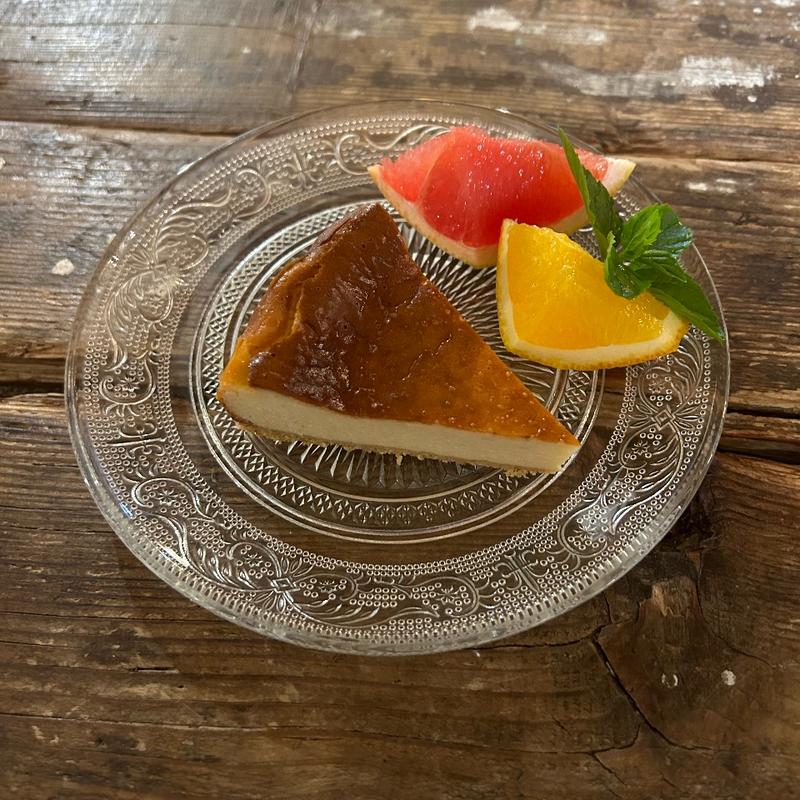 塩キャラメルのチーズケーキ(葉っぱのきもち 森のカフェ)