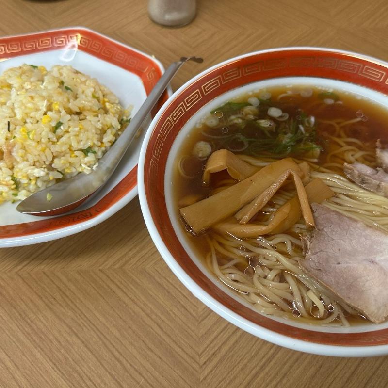 半チャンラーメン(上海亭)