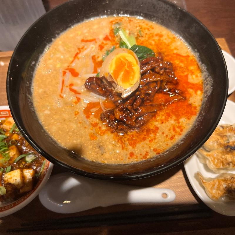 担々麺セット(侑久上海 天神店)