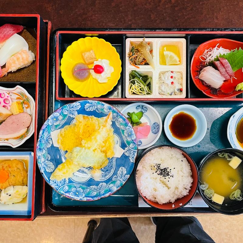 松花堂弁当(旬菜茶房みかわ熊谷本店)