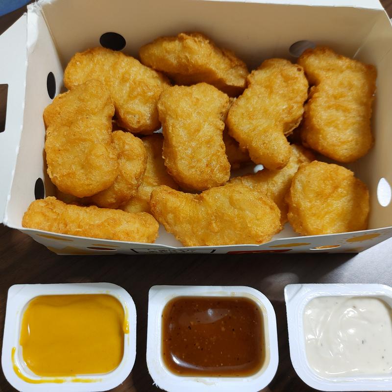 チキンマックナゲッ卜 15ピース(マクドナルド 下総中山駅前店)