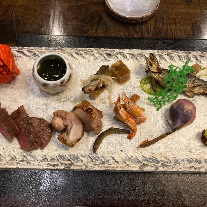 鮎、虹鱒、エビ、泥鰌、穴子、庄内麩、穴子(よし邑)