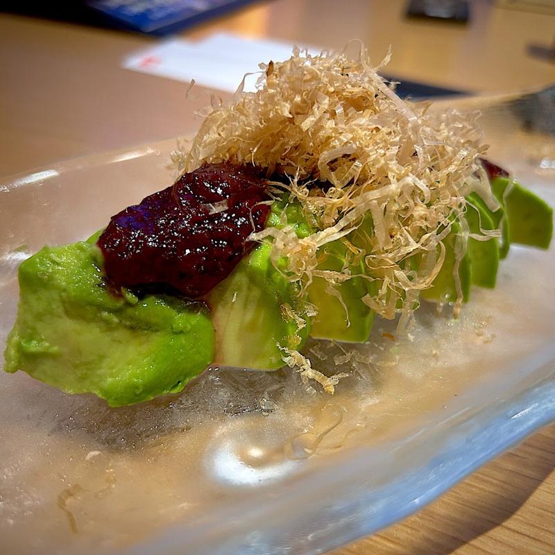 アボカドの梅餡かけ(かこいや 仙台駅前店)