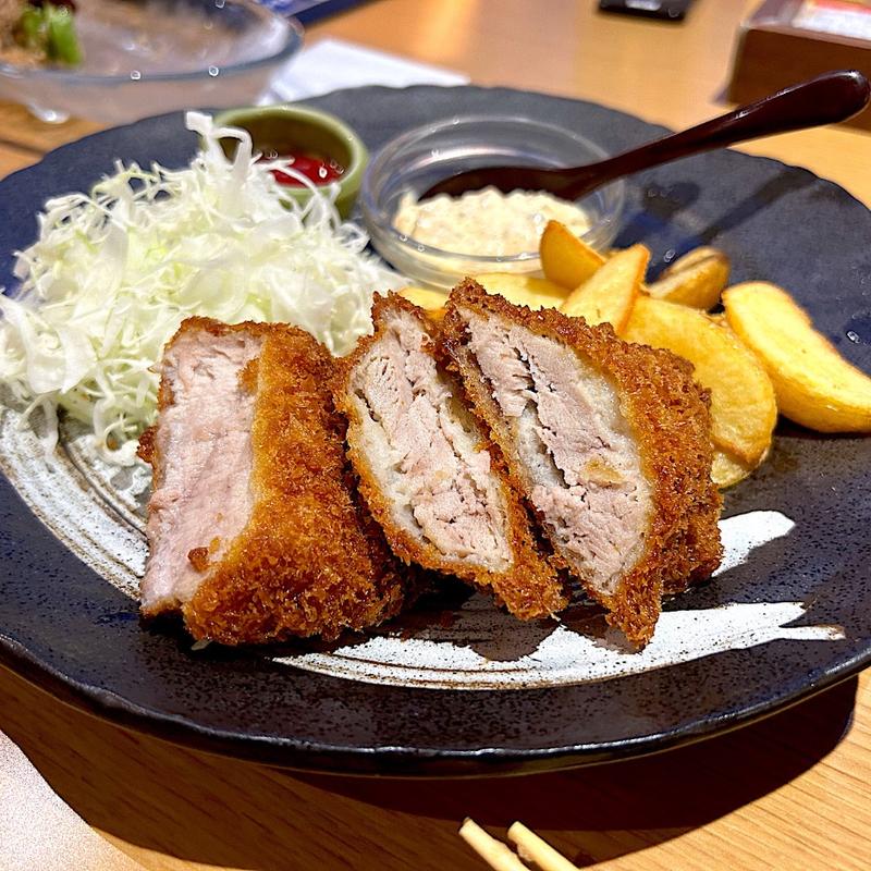 気仙沼産サメカツのフィッシュ＆チップス(かこいや 仙台駅前店)