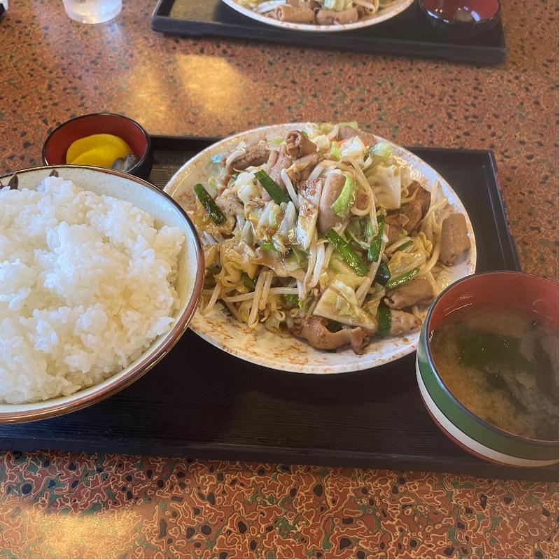 ホルモン炒め定食(ドライブイン幸華 （こうか）)