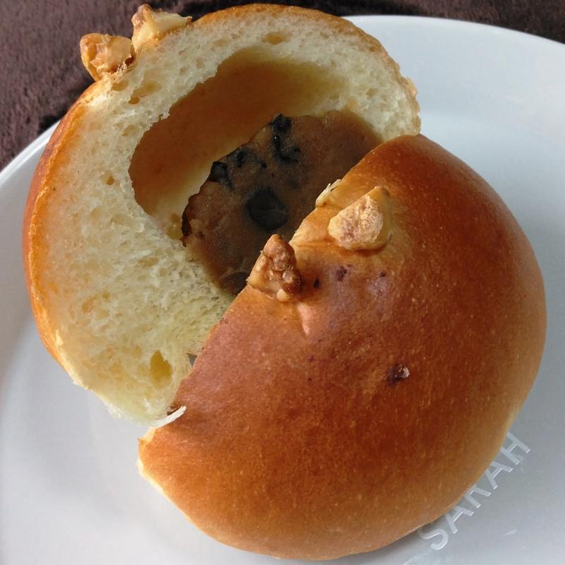 黒豆きなこあんぱん(土樋パン製作所 )
