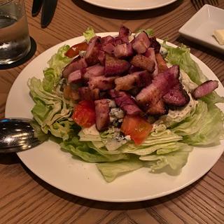 Iceberg Wedge Salad(ピーター・ルーガー・ステーキハウス東京)