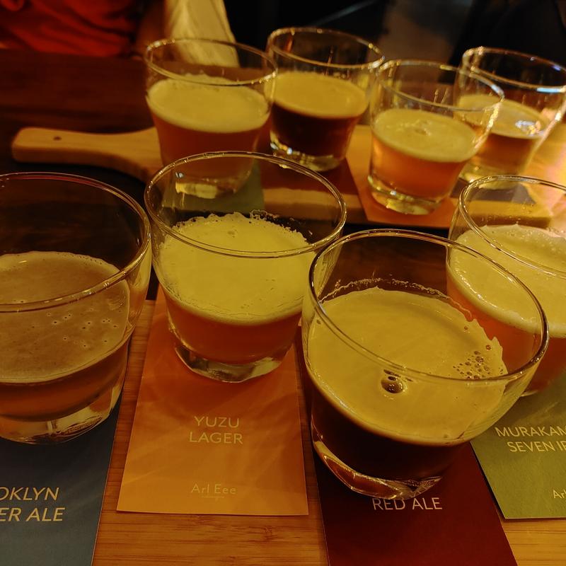 生クラフトビール飲み比べ(Arl Eee nakameguro 山手通り店)